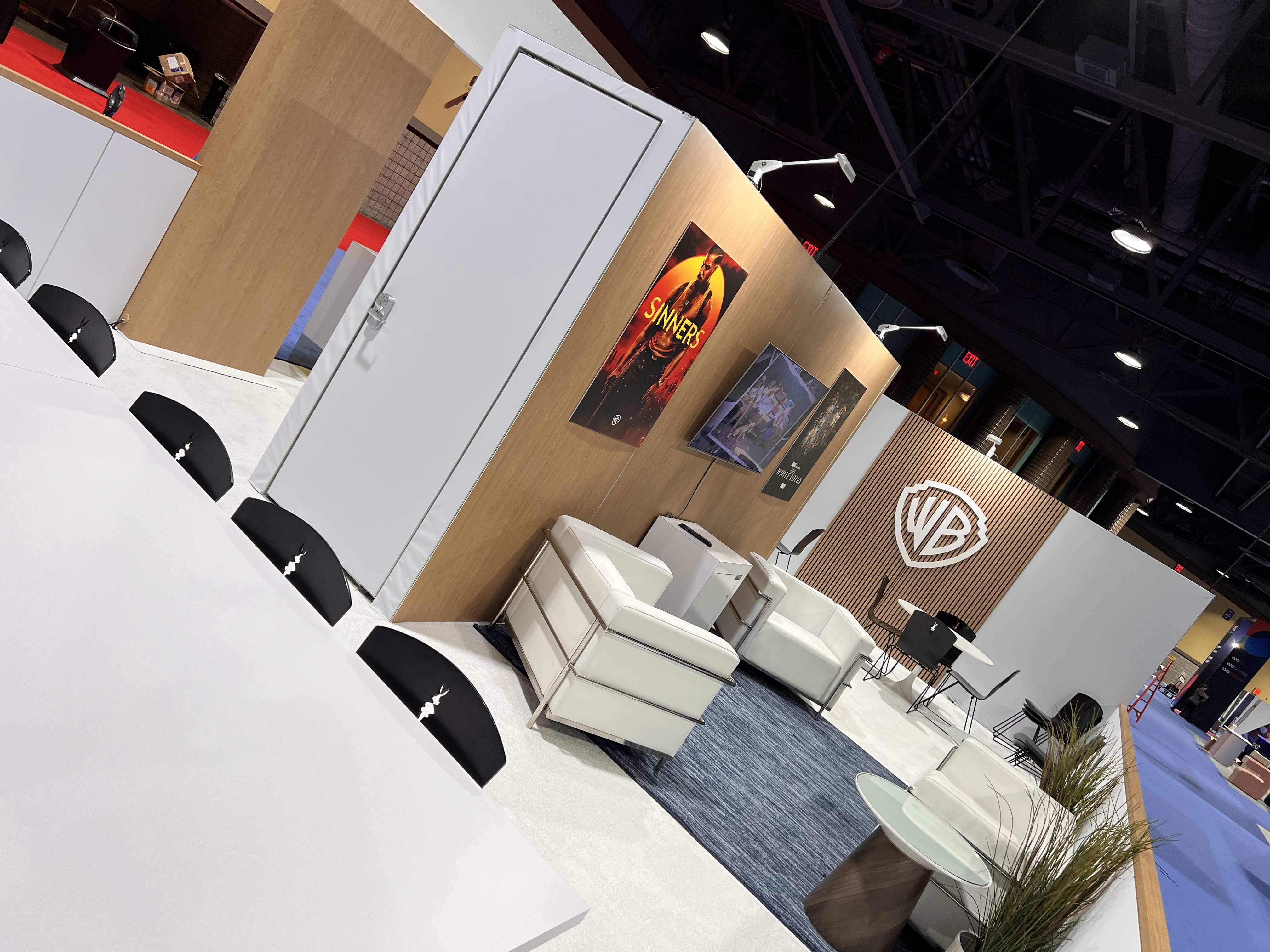 Booth photo 01